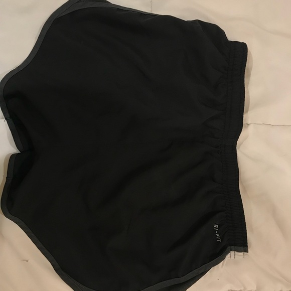 Dri-fit Nike Shorts - Picture 3 of 3